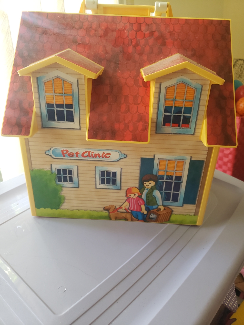 My-TAKE-ALONG PLAYMOBIL PET CLINIC 2005